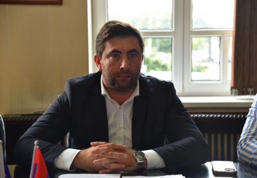 Petrović: Grad i ove godine kupuje udžbenike osnovcima