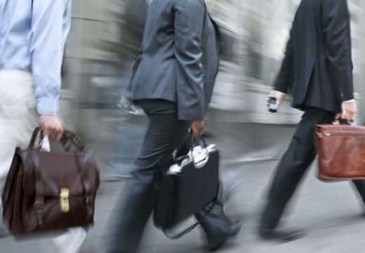 Koliko su političari obesmislili svoj poziv i demokratiju uopšte