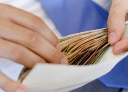 Blagajnicu u banci sumnjiče za pronevjeru tešku 253.484 KM