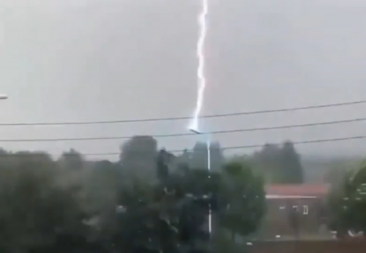 Ovo su savjeti kako da se zaštitite od grmljavine