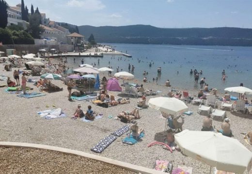 Pljačkao turiste po Neumu pa uhvaćen u zasjedu