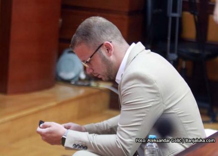 Stanivukoviću došle kazne u iznosu od 14.000 KM