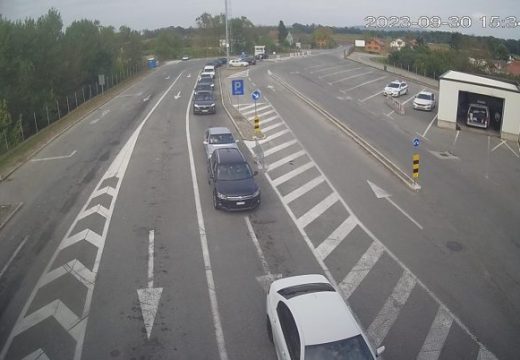 Duge kolone na graničnim prelazima