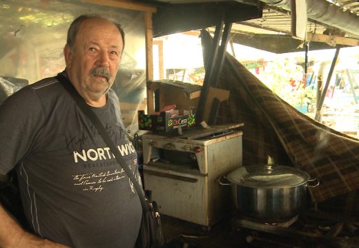 Bijeljinski Paja skoro dvije decenije prodaje kuvani kukuruz