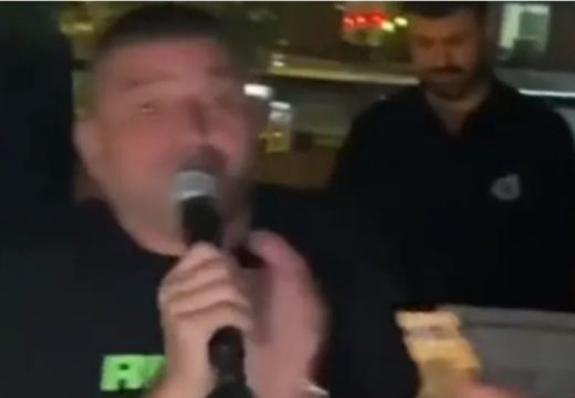 Iz publike stiže 50 evra, pogledajte reakciju Baje Malog Knindže (Video)