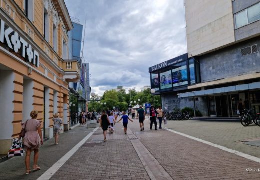 Nakon hladnog i maglovitog jutra razvedravanje
