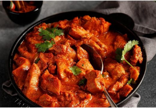 Prijedlog za danas: Pileći paprikaš