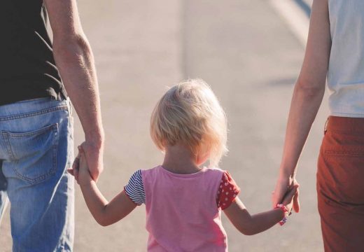 Počela isplata dodatka za 19.542 djece u Republici Srpskoj