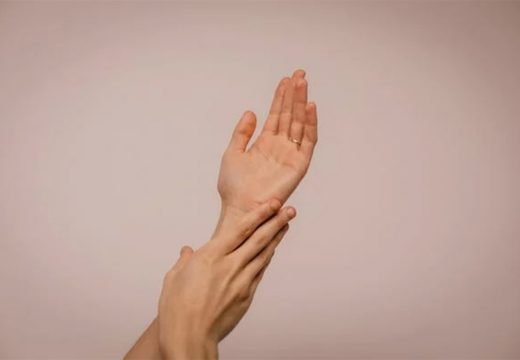 Podmladite ruke namirnicama iz kuhinje