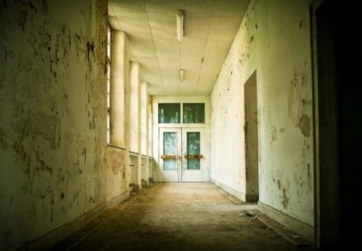 Prijedor prodaje školu