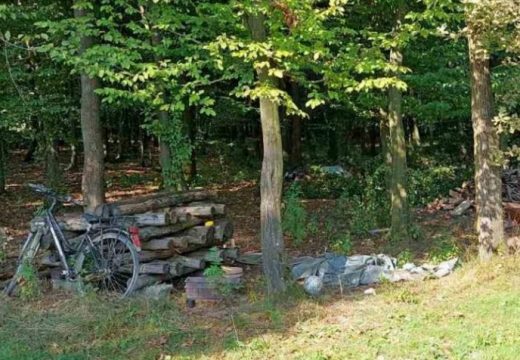 U dvorištu mladog policajca pronađeno oko pet kilograma droge (Foto)