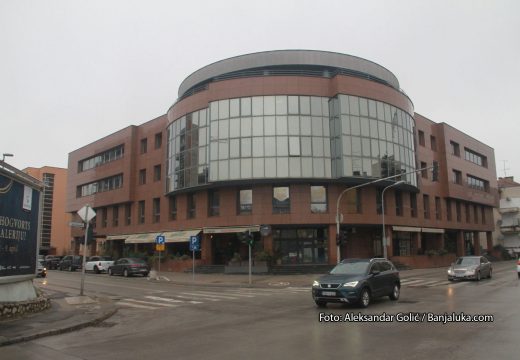 Tegeltija “precrtao” 54 carinika