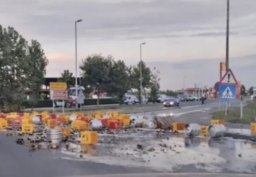 Velika količina piva prosuta po putu