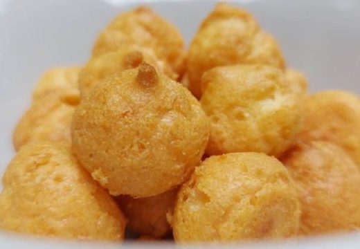 PRIGANICE PO STARINSKOJ RECEPTURI: Vazdušasto tijesto koje možete jesti sa slatkim i slanim dodacima