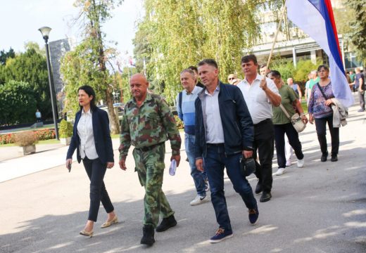 Pao dogovor Trivićeve, Dončića i boraca na Kostrešu (Foto)