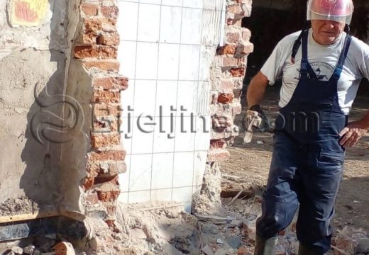 Uzdaj se use i u svoje kljuse (Foto)