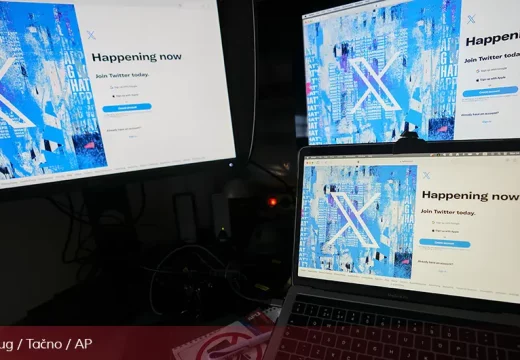 Mask uklonio naslove iz vijesti na mreži Iks