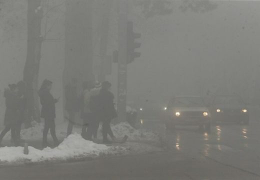 AMS RS: Putevi djelimično zaleđeni