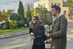 Poznati na sahrani Žarku Lauševiću