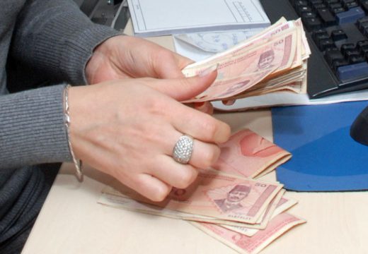 Šta s platama u lokalnim zajednicama?: Novi pregovori sindikata i Vlade RS oko posebnog kolektivnog ugovora