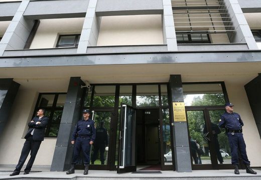 Banjalučanin osuđen na 7 godina zatvora: Obljubio kćerku (14) i davao joj da puši marihuanu