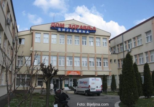 Konferencija za štampu u Domu zdravlja Bijeljina: Dug Gradske uprave dostigao iznos od 861.000 KM