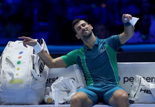 Đokoviću cijela dvorana zviždala: Podigao ruke uvis i napravio šou (Video)