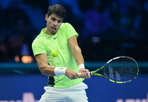 ŠPANAC U PROBLEMIMA:  Alkaras strijepi za prolaz dalje na isti način kao što je i Đoković (Foto)