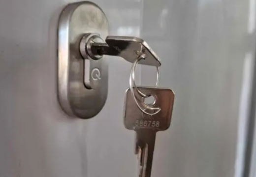 Da li biste živjeli tu?: Stan od sedam kvadrata 500 KM mjesečno (Video)