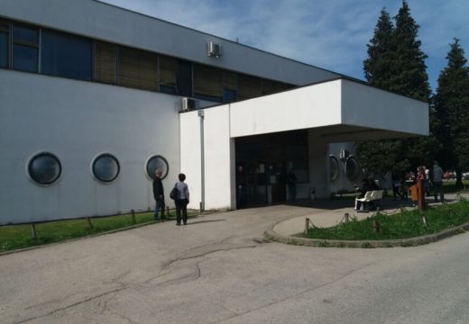 Krala pare po bolnici: Nakon godinu dana uhapšena osumnjičena za četiri krađe u Prijedoru