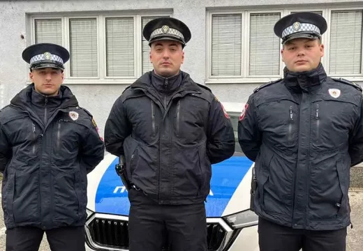 Herojski podvig: Prijedorski policajci spasili maloljetnicu koja je ušla u Sanu