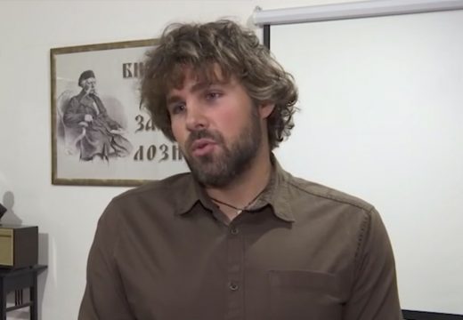 Loznica: Kako je nastavnik Đorđe istoriju i čitanje knjiga vratio u modu