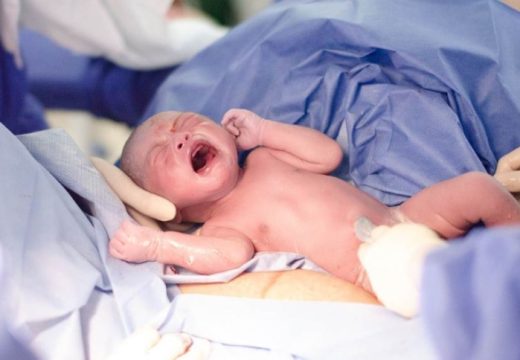 Najviše roda sletjelo u Doboj!: Srpska danas bogatija za 26 preslatkih beba