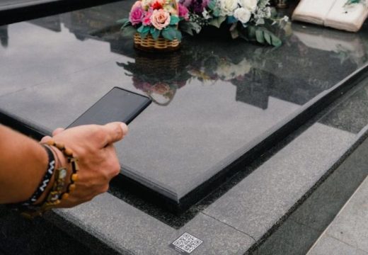 Sve se digitalizuje, pa i nadgrobni spomenici: Skenirajte QR kod i otkrijte kakav je život vodio pokojnik