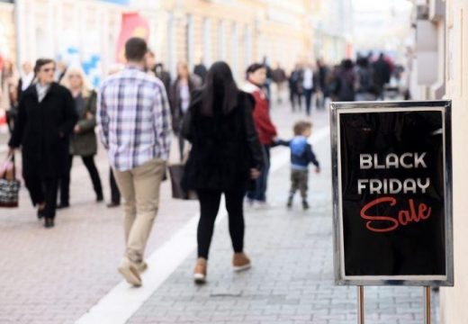 Pazar manji nego prošle godine: Poznato koliko su građani Srpske potrošili za “crni petak”