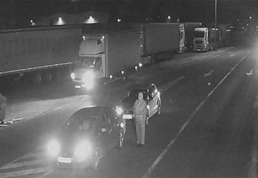 Stanje na granici: Protest blokirao autobuse i kamione na granici sa BiH