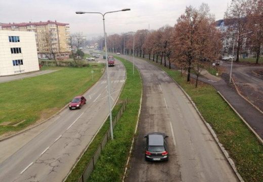 Vozači oprezno:Moguć nailazak na oboreno granje i drveće