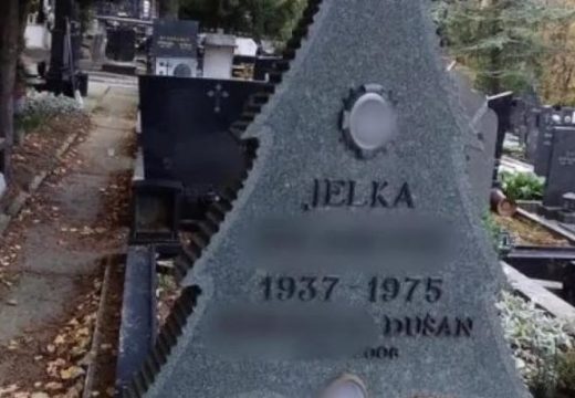 U skladu sa imenom: Ova žena ima najoriginalniji spomenik