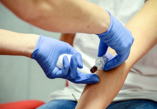 Najčešća krva grupa podložna je ovim bolestima: Ljudi sa njom nikako ne treba da piju i jedu ove namirnice