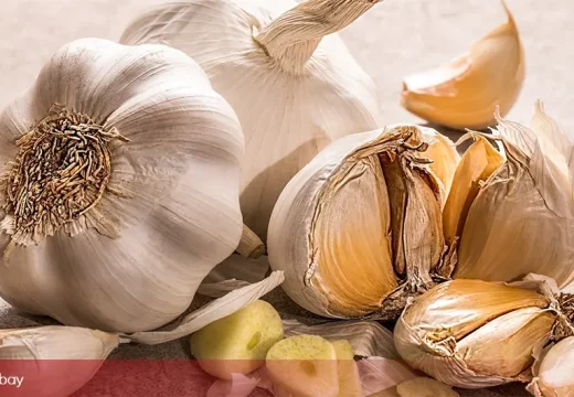 Proces: Šta se dešava u organizmu kada pojedete bijeli luk