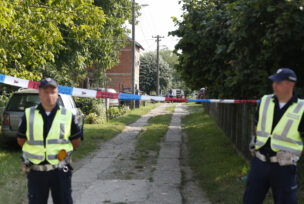 Policija ispred kuće u Međulužju