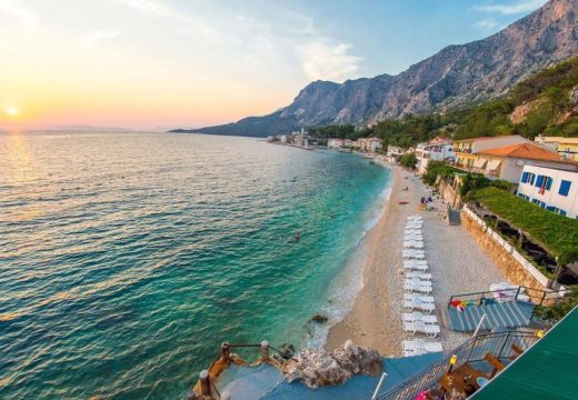 Priznanje primio gradonačelnik Zoran Paunović: Biser Jadrana u kojem ljetuju mnogi iz BiH proglašen evropskim gradom sporta