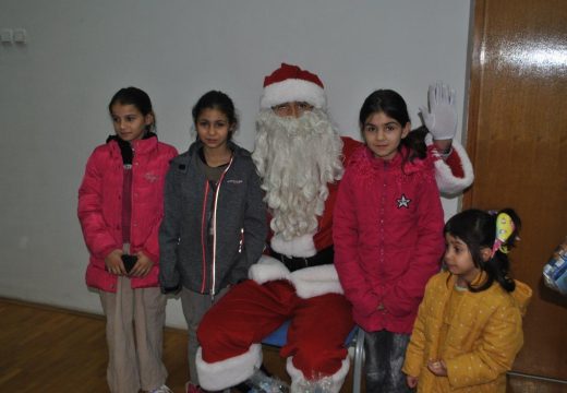 Bijeljina: Završena humanitarna akcija “A, zašto ja nemam paketić?”