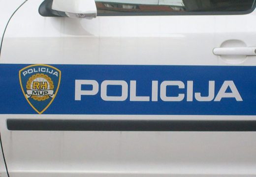 Policija reagovala: Krijumčari iz BiH vozilima odvalili rampu na granici sa Hrvatskom