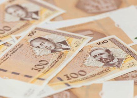 Vlada RS donijela odluku: Minimalac će biti 900 KM