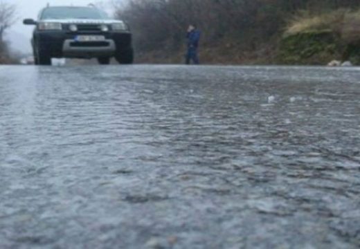 AMS RS: Danas posebno oprezno za volanom