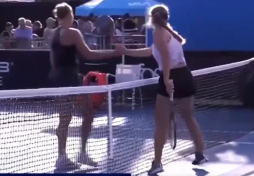 Bizaran razlog: Ukrajinka se rukovala s Ruskinjom, reagovala vlast