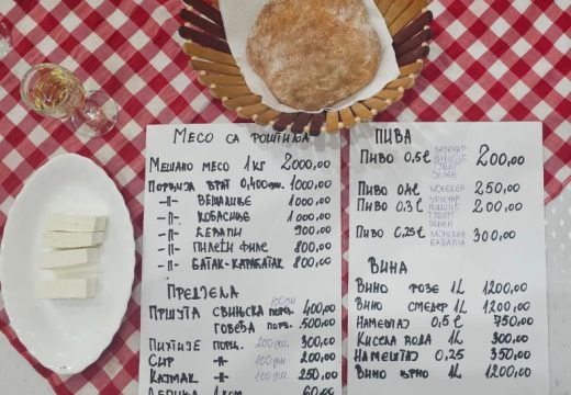 “Dobre stvari ne treba mijenjati”:  Cjenovnik u jednom selu postao HIT, a sve je ispisano rukom (Foto)