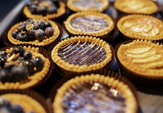 Probajte čokoladni tart:  Savršena poslastica bez pečenja za uživanje bez griže savjesti