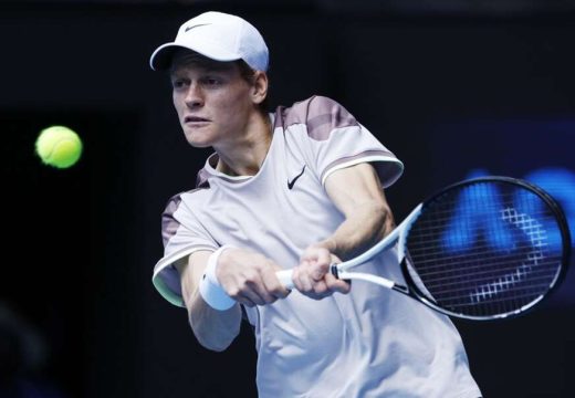 GOSPODIN I U PORAZU:  Đoković čestitao Sineru na zasluženoj pobjedi